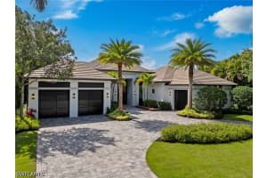 541 Whispering Pine Court, Naples, FL 34103 - MLS#226021418