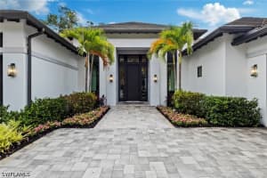 541 Whispering Pine Court, Naples, FL 34103 - MLS#226021418