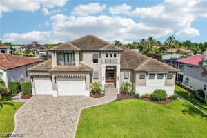 27182 Harbor Drive, Bonita Springs, FL 34135 - MLS#226021430