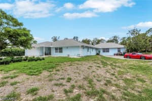 521 31st Street, Naples, FL 34117 - MLS#226021445