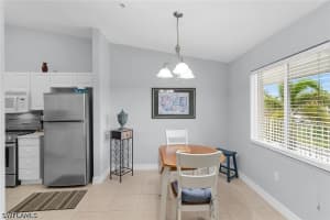 1100 Eastham Way, Naples, FL 34104 - MLS#226021470