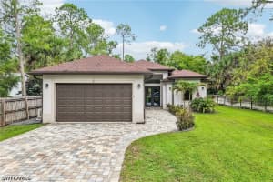 423 14th Avenue, Naples, FL 34120 - MLS#226021481