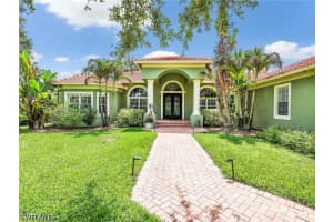530 13th Street, Naples, FL 34120 - MLS#226021484