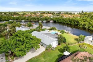 2271 Harbor Road, Naples, FL 34104 - MLS#226021487