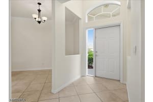 1817 Avian Court, Naples, FL 34119 - MLS#226021541