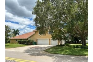 2312 Kings Lake Boulevard, Naples, FL 34112 - MLS#226021590