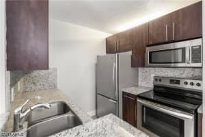 185 Santa Clara Drive, Naples, FL 34104 - MLS#226021592