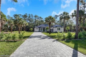 1618 19th Street, Naples, FL 34117 - MLS#226021596