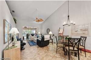 5510 Greenwood Circle, Naples, FL 34112 - MLS#226021638