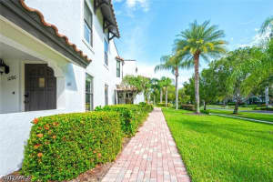 1080 6th Street, Naples, FL 34102 - MLS#226021651