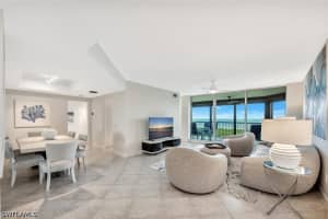 7225 Pelican Bay Boulevard, Naples, FL 34108 - MLS#226021653