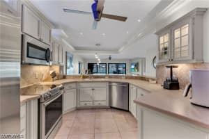 504 La Peninsula Boulevard, Naples, FL 34113 - MLS#226021681