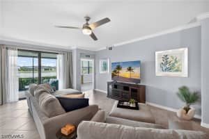 12020 Hawthorn Lake Drive, Fort Myers, FL 33913 - MLS#226021705