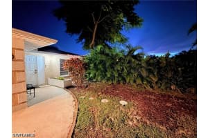 690 95th Avenue, Naples, FL 34108 - MLS#226021720