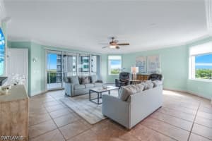 275 Indies Way, Naples, FL 34110 - MLS#226021737