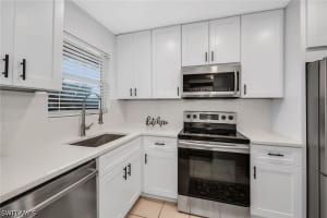 499 Forest Lakes Blvd 312, Naples 499 Forest Lakes Blvd 312, Naples
