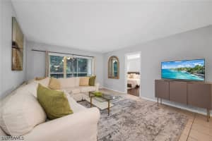 499 Forest Lakes Boulevard, Naples, FL 34105 - MLS#226021791