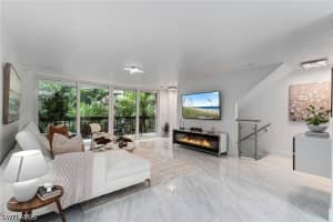 995 9th Avenue, Naples, FL 34102 - MLS#226021808