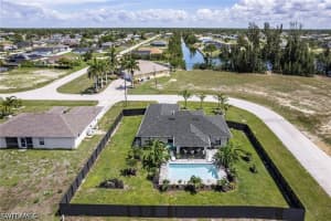 2206 26th Street, Cape Coral, FL 33993 - MLS#226021811
