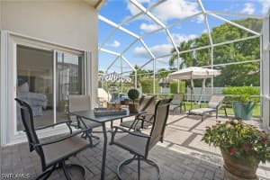 96 Glen Eagle Circle, Naples, FL 34104 - MLS#226021915