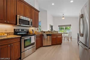 96 Glen Eagle Circle, Naples, FL 34104 - MLS#226021915