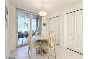 8600 Naples Heritage Drive, Naples, FL 34112 - MLS#226021928