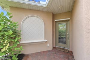 2584 Vine Avenue, Naples, FL 34120 - MLS#226021964