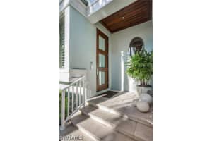 32 6th Street, Naples, FL 34102 - MLS#226022088