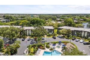 1656 Spoonbill Lane, Naples, FL 34105 - MLS#226022100
