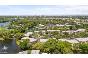 1656 Spoonbill Lane, Naples, FL 34105 - MLS#226022100