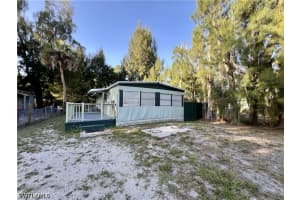 334 Capitol Street, North Fort Myers, FL 33903 - MLS#226022114