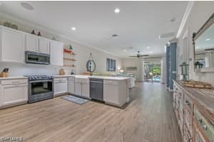 1123 Town And River Drive, Fort Myers, FL 33919 - MLS#226022124