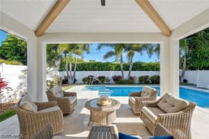 715 102nd Avenue, Naples, FL 34108 - MLS#226022150