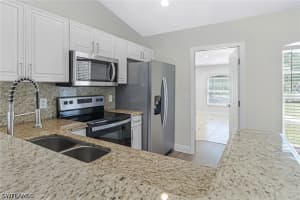 2921 2nd Avenue, Naples, FL 34117 - MLS#226022169