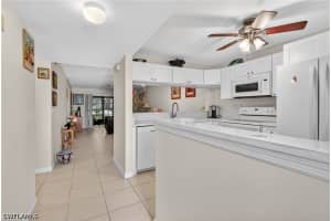 5725 Foxlake Drive, North Fort Myers, FL 33917 - MLS#226022273