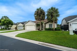 7712 Citrus Hill Ln, Naples