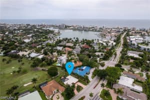 520 Harbour Drive, Naples, FL 34103 - MLS#226022282