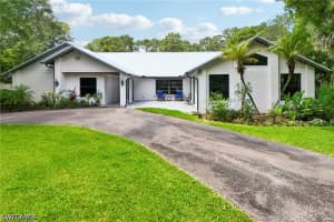 4980 Tamarind Ridge Drive, Naples, FL 34119 - MLS#226022345