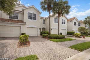 1058 Albany Court, Naples, FL 34105 - MLS#226022347