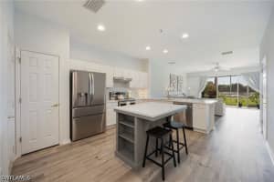 1058 Albany Court, Naples, FL 34105 - MLS#226022347