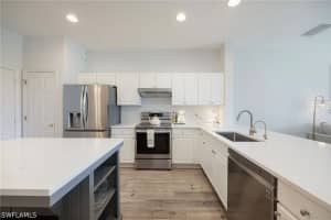 1058 Albany Court, Naples, FL 34105 - MLS#226022347