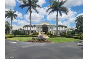 1001 Eastham Way 106, Naples