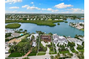 3695 Gordon Dr, Naples