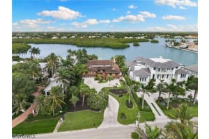 3695 Gordon Drive, Naples, FL 34102 - MLS#226022363