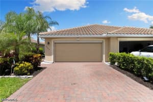 2547 Vine Avenue, Naples, FL 34120 - MLS#226022385