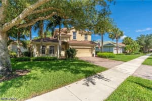 10346 Flat Stone Loop, Bonita Springs 10346 Flat Stone Loop, Bonita Springs