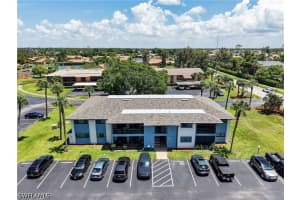 17420 Birchwood Ln 7, Fort Myers
