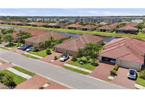 2062 Tamarron Lane, Naples, FL 34120 - MLS#226022542