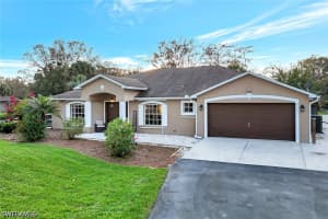 231 16th Street, Naples, FL 34120 - MLS#226022570