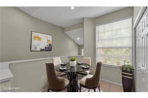 386 Enclave Drive, Lakeland, FL 33803 - MLS#226022572